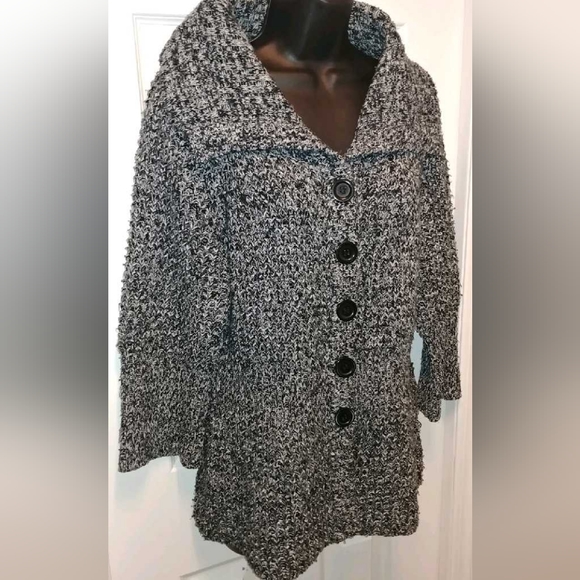 Carducci cardigan sweater - Picture 1 of 6